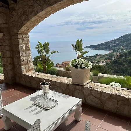 Villa Maria Pia 3br 2ba Private Parking