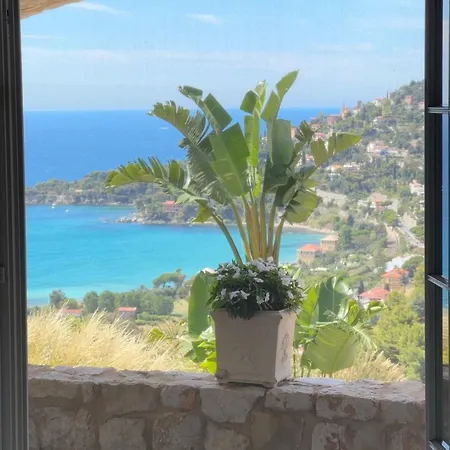 Maria Pia - Mediterranean Luxury, Sea Views, Private Beachfront Parking, Near Monaco & France