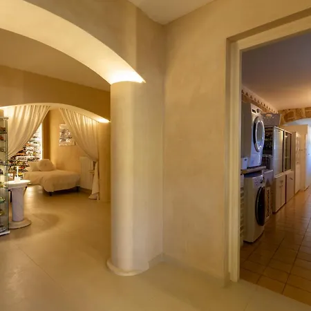 Maria Pia - Mediterranean Luxury, Sea Views, Private Beachfront Parking, Near Monaco & France ヴィラ *