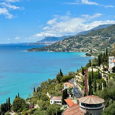 Maria Pia - Mediterranean Luxury, Sea Views, Private Beachfront Parking, Near Monaco & France Villa Ventimiglia